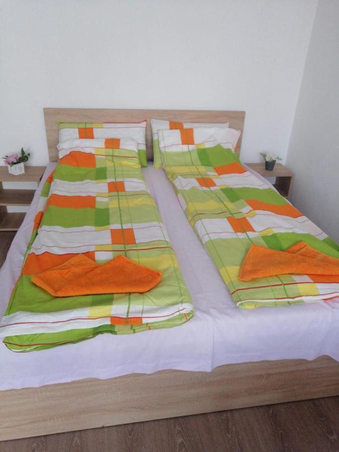 Very Good Location Hunedoara Exterior foto